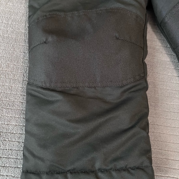 Healthtex Snow bib 2t unisex toddler. Black. Like new! - Picture 6 of 6